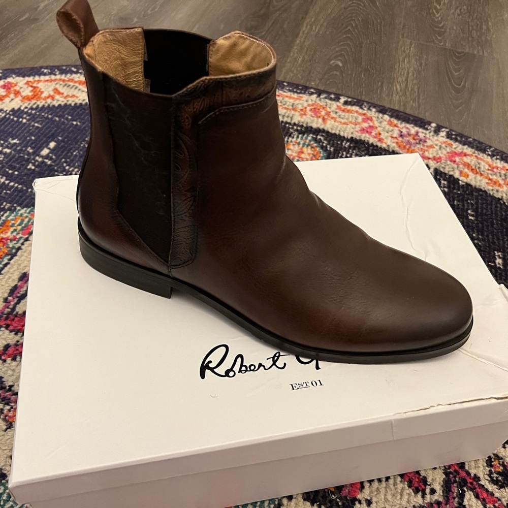 Robert Graham shoes
